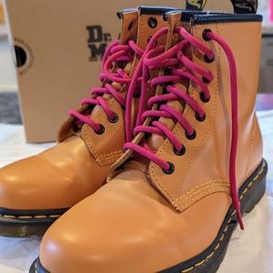 Doc Martens 1460 Women Smooth Leather Size 8